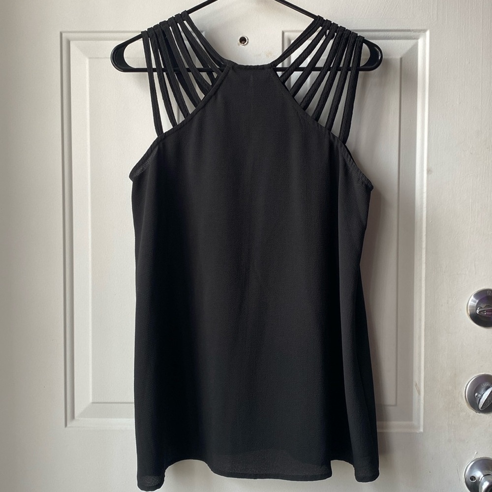 Cute black flowy top